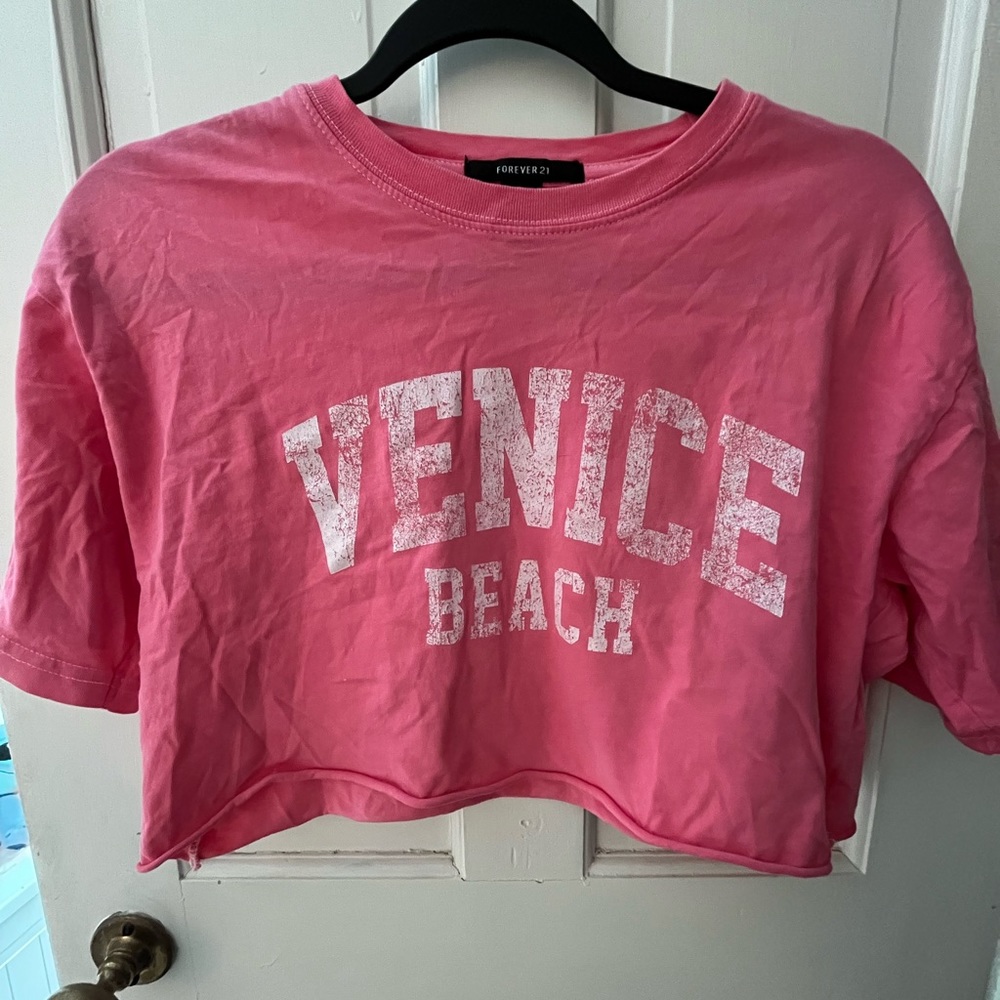 Forever 21 S pink shirt
